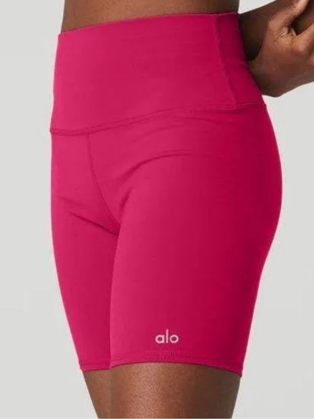 Alo yoga  shorts  NWOT